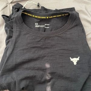 Under armor muscle tank top